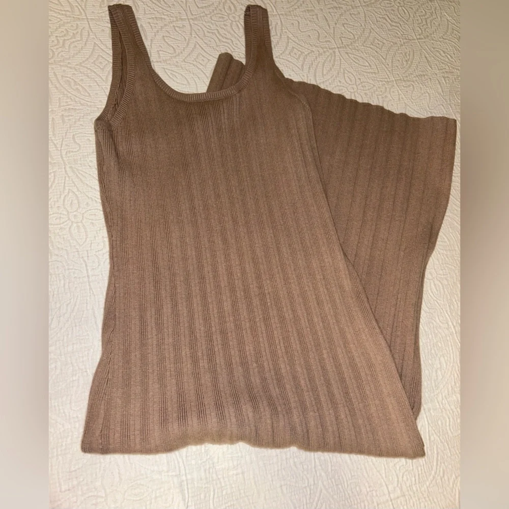 Abercrombie & Fitch Ribbed Brown Maxi Dress - Picture 1 of 4